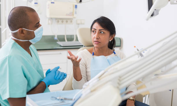 women questioning the dentist