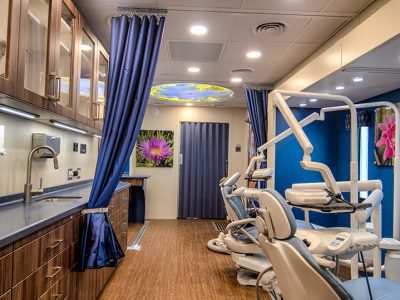 mobile dental clinic