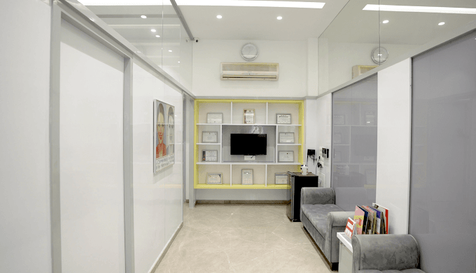 Root canal treatment near Kandivali East | Royal Dental Clinics